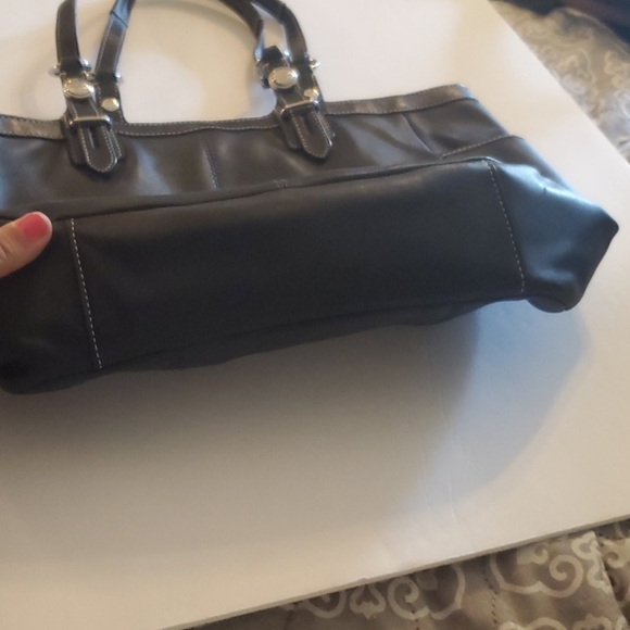 Coach 👜 - Picture 4 of 8